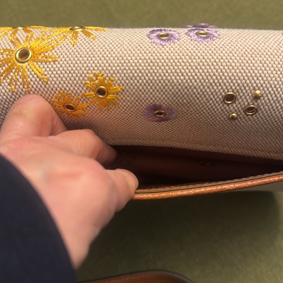 Tory Burch NWT Britton Floral Canvas Bag - Picture 11 of 15